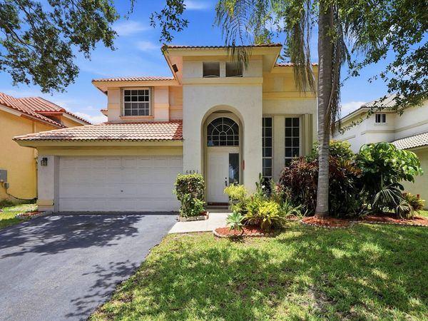 6851 NW 27th Street, Margate, FL 33063