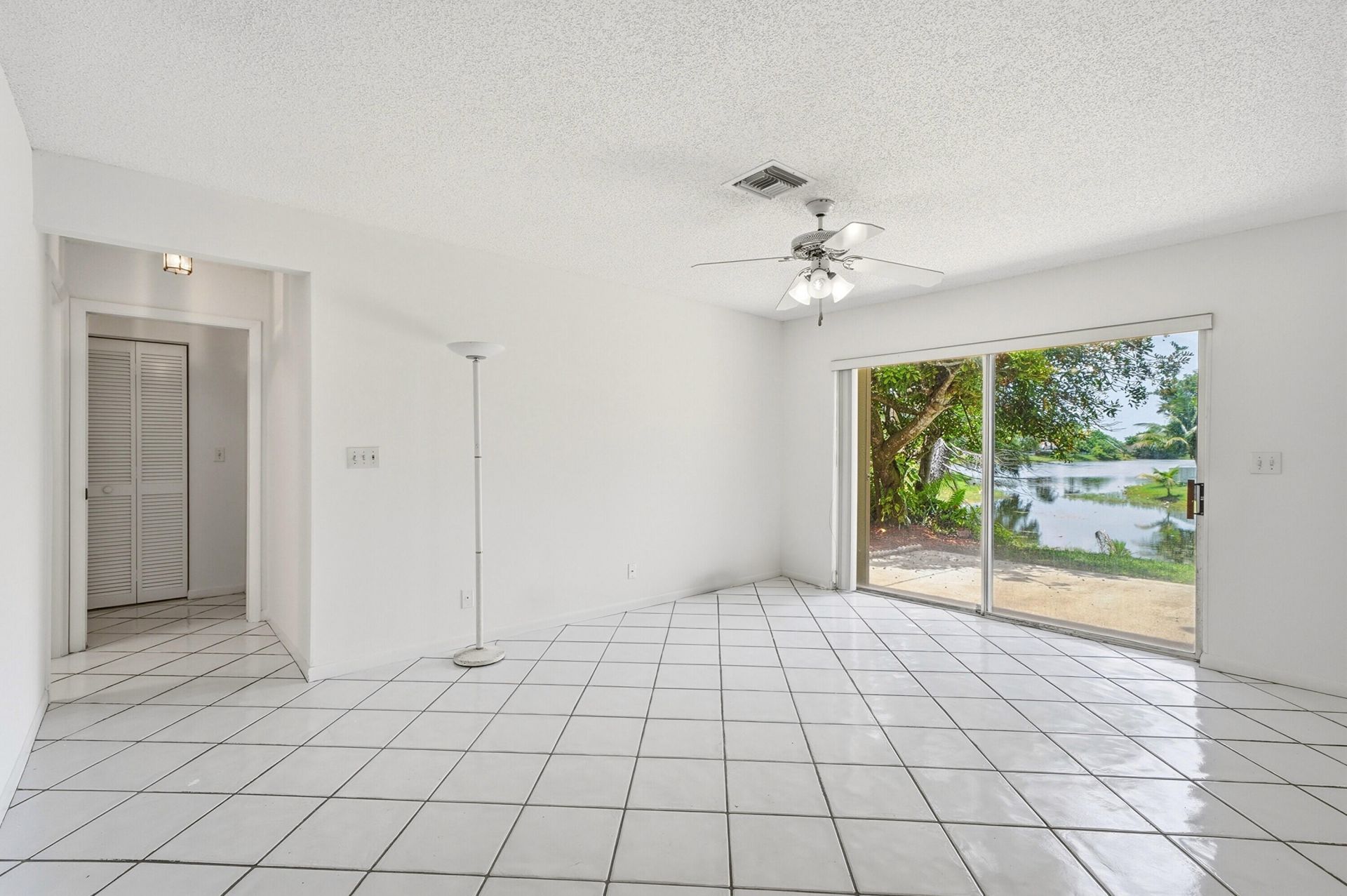 6851 NW 27th Street, Margate, FL 33063 Photo