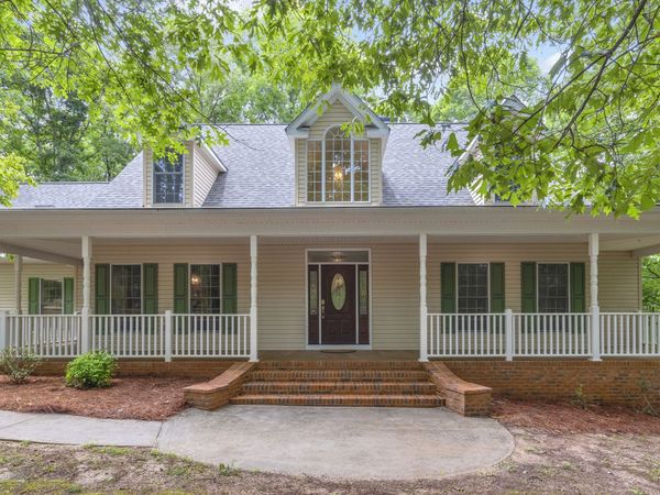 242 Pristine Cove, Hartwell, GA 30643