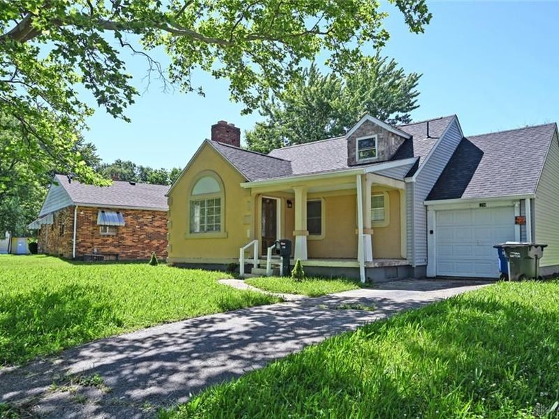 1708 Vancouver Drive, Dayton, OH 45406 Photo 2