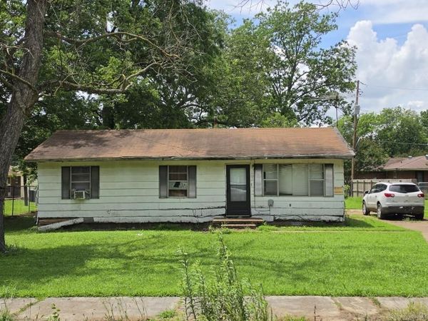 113 N Church St , Parkin, AR 72373