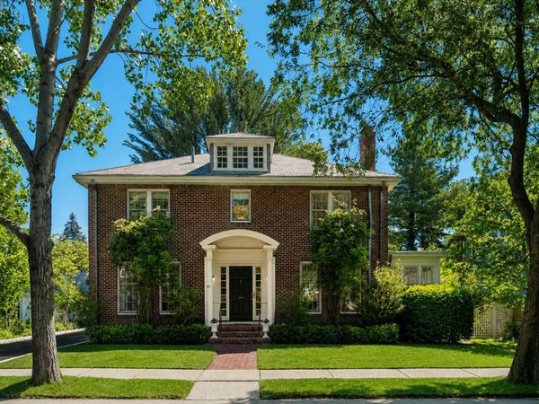 61 Larchwood Drive, Cambridge, MA 02138