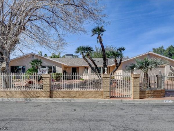 4207 Ridgecrest Drive , Las Vegas, NV 89121