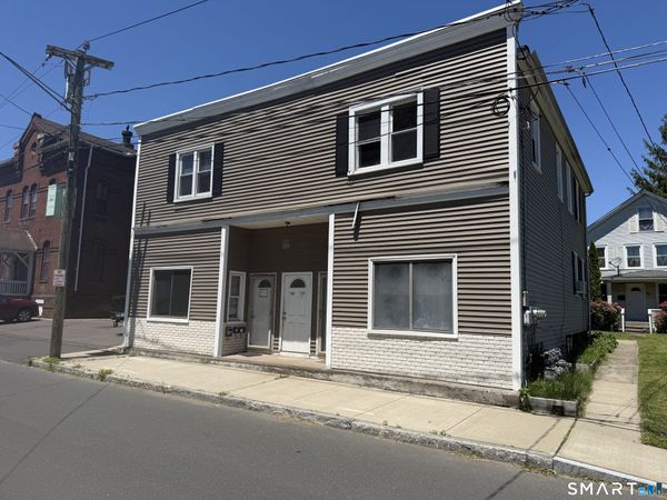 53 College , Enfield, CT 06082