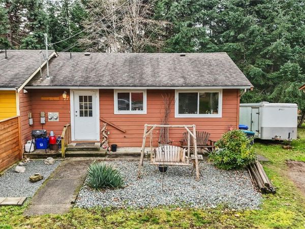 745 Church St , Unit #27, Gabriola Island, BC V0R 1X3