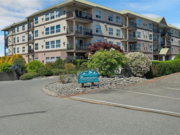 280 Dogwood St S, Unit #214, Campbell River, BC V9W 6Y7
