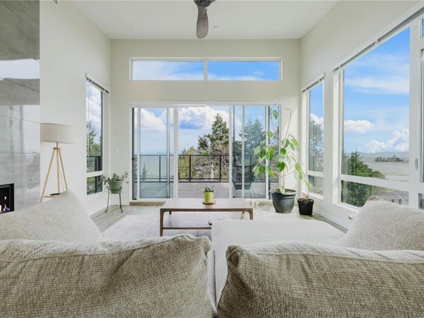 100 Lombardy St , Unit #402, Parksville, BC V9P 0G4