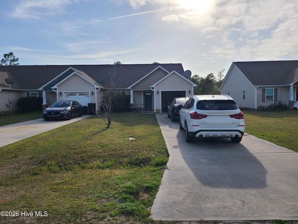 180 Pine Hollow Road , Holly Ridge, NC 28445
