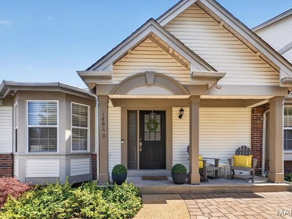15810 Harris Ridge Court, Chesterfield, MO 63017