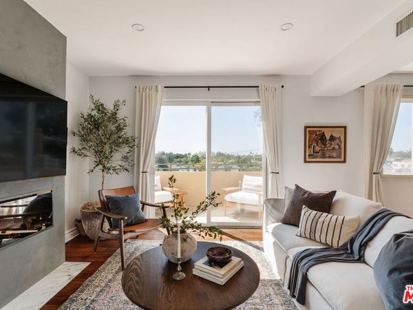8866 Alcott Street , Unit 4, Los Angeles, CA 90035