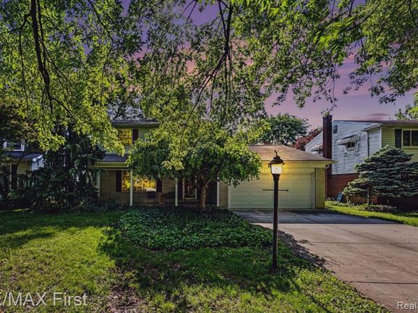 60 Hillcrest Boulevard, York Twp, MI 48197