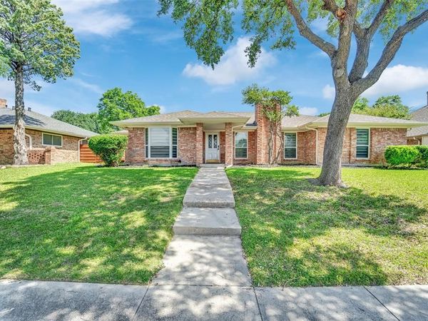 2225 Ridgewood, Carrollton, TX 75006