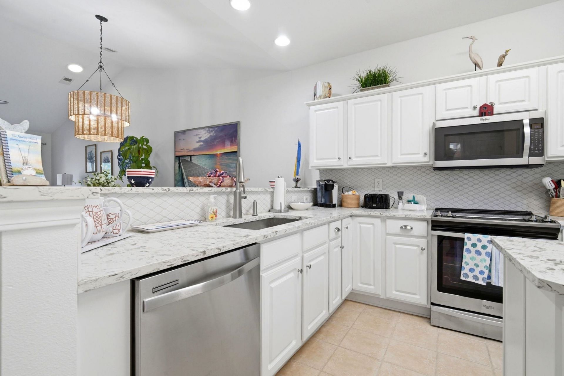 621 Pinehurst Ln. Photo 13