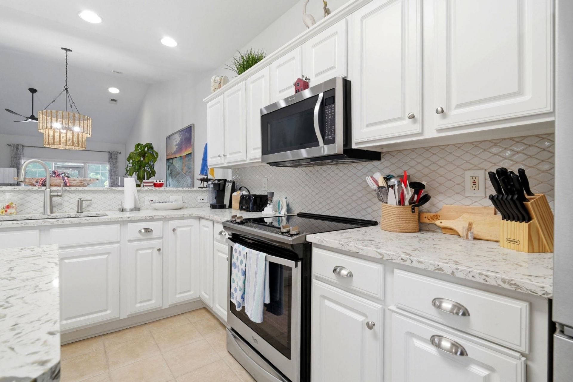 621 Pinehurst Ln. Photo 15