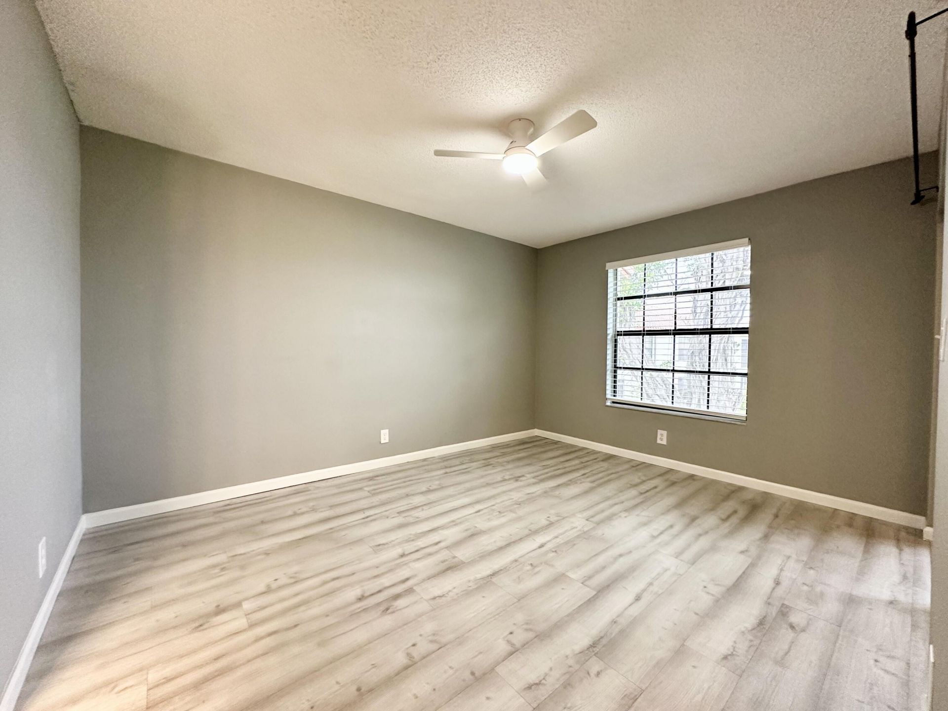 2800 Palmwood Terrace, Unit 2210, Boca Raton, FL 33431 Photo