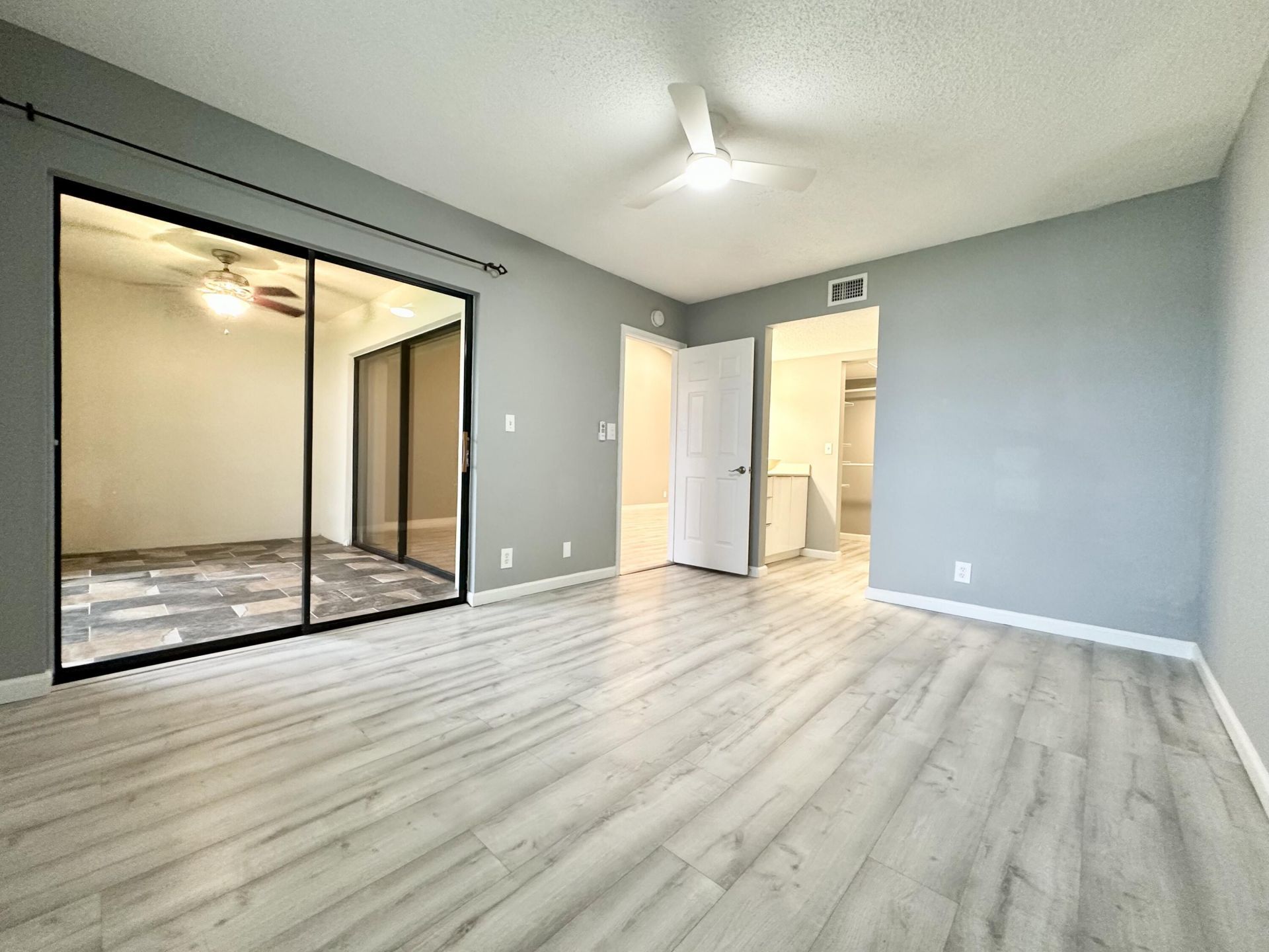 2800 Palmwood Terrace, Unit 2210, Boca Raton, FL 33431 Photo