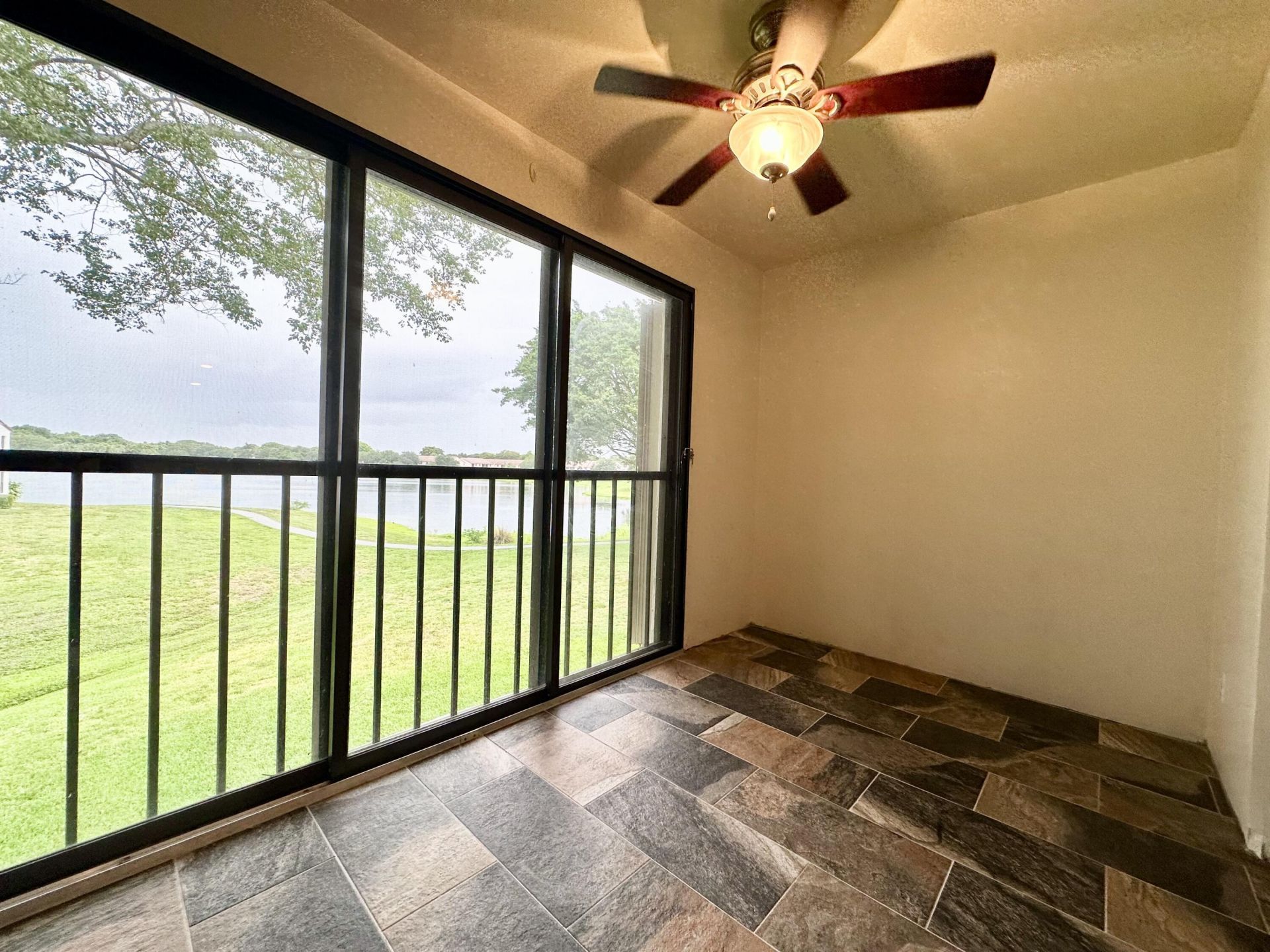 2800 Palmwood Terrace, Unit 2210, Boca Raton, FL 33431 Photo