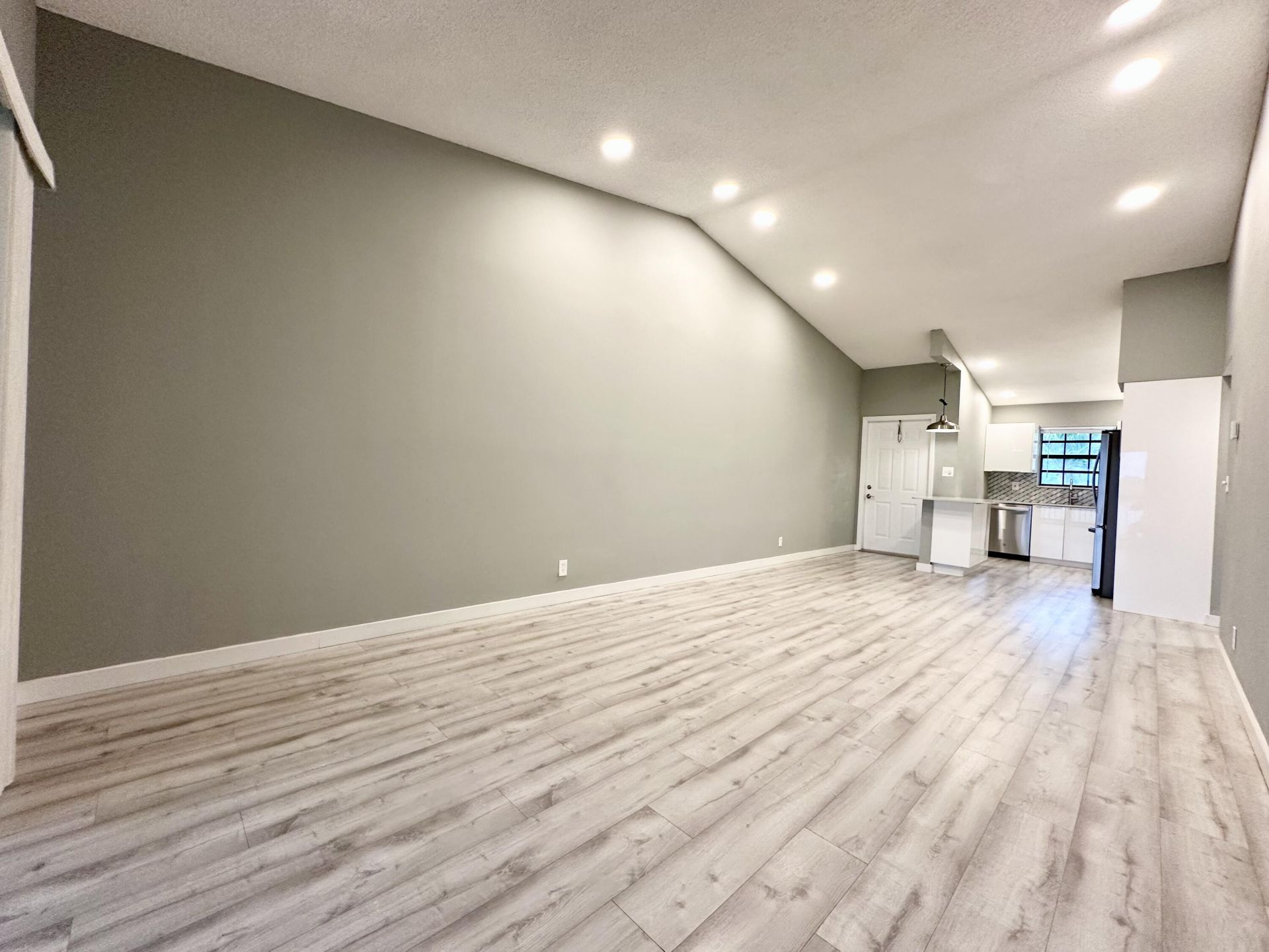 2800 Palmwood Terrace, Unit 2210, Boca Raton, FL 33431 Photo