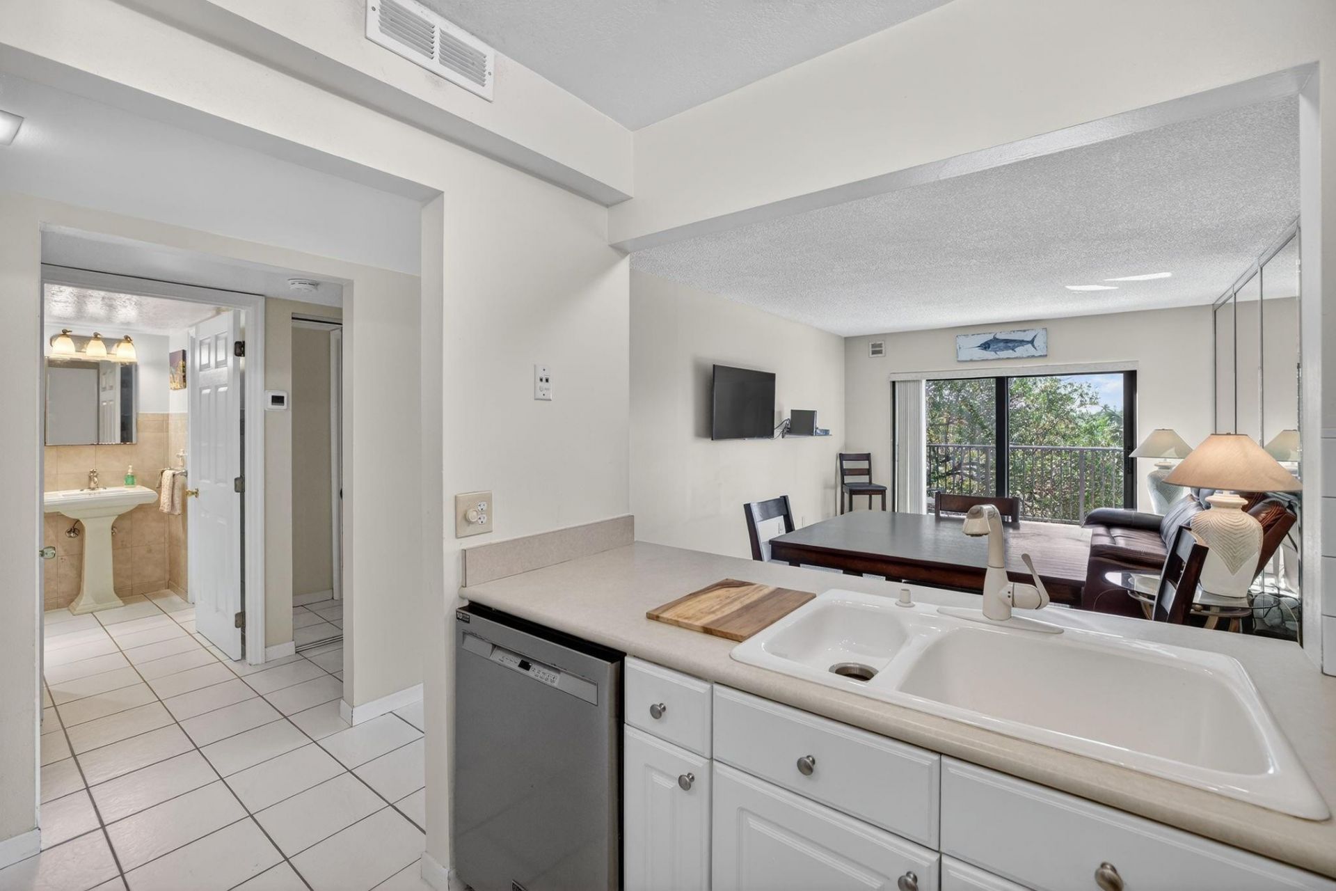 1000 River Reach Drive, Unit 406, Fort Lauderdale, FL 33315 Photo