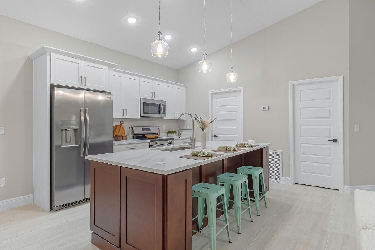 8226 104th Court, Vero Beach, FL 32967 Photo