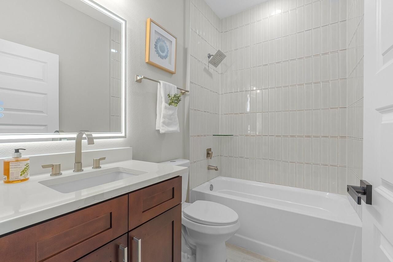 8226 104th Court, Vero Beach, FL 32967 Photo