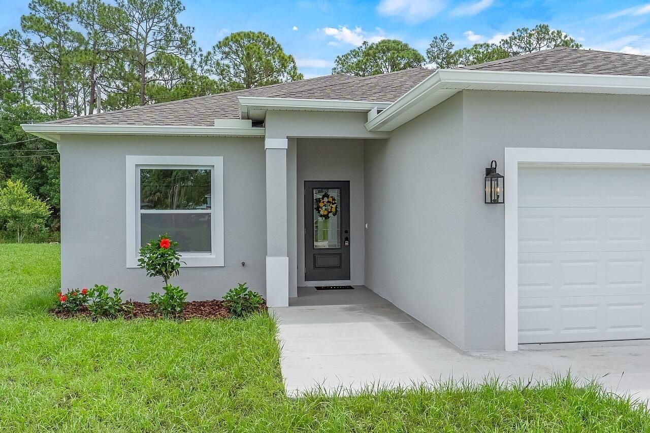 8226 104th Court, Vero Beach, FL 32967 Photo