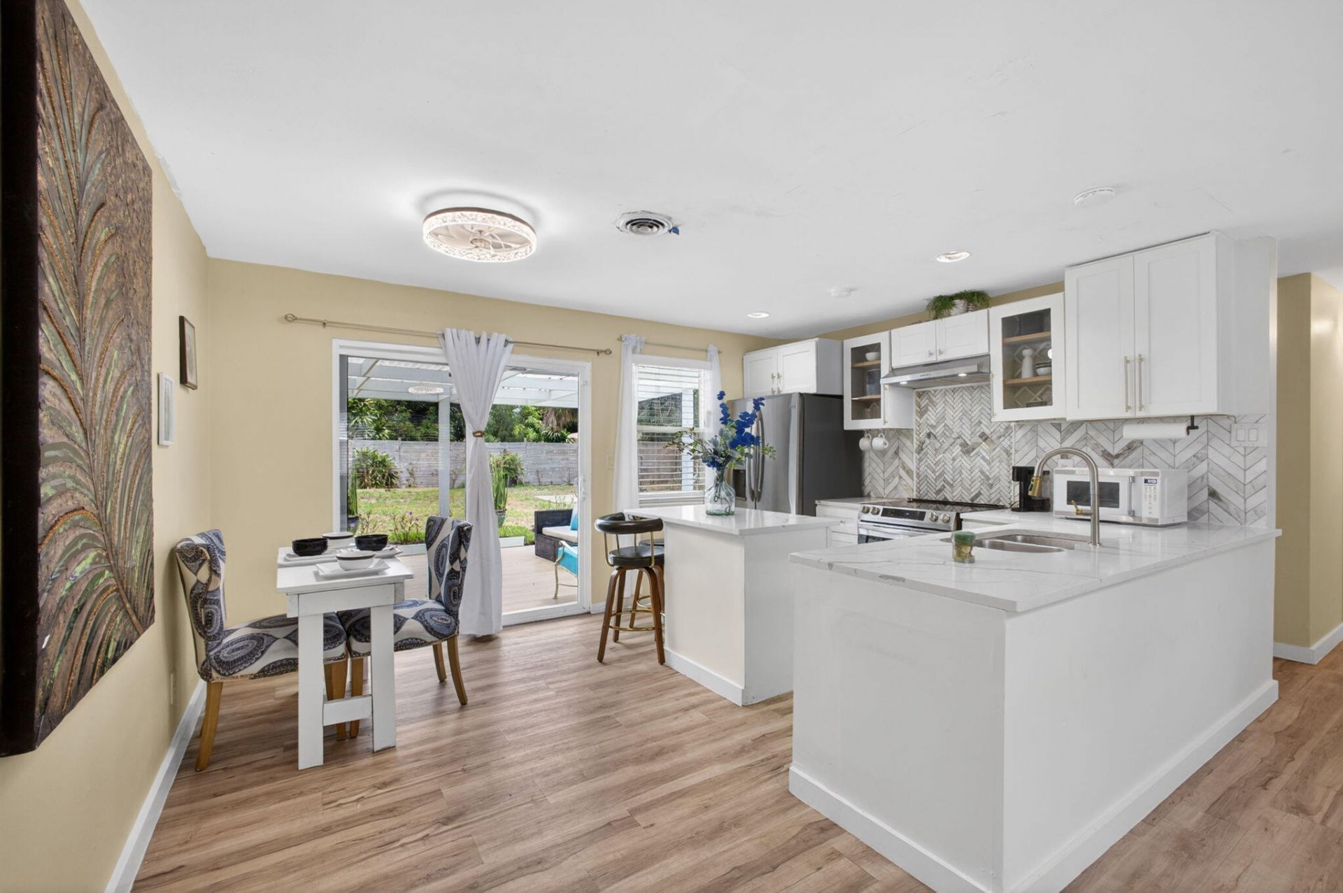 140 W 31st Court, Riviera Beach, FL 33404 Photo