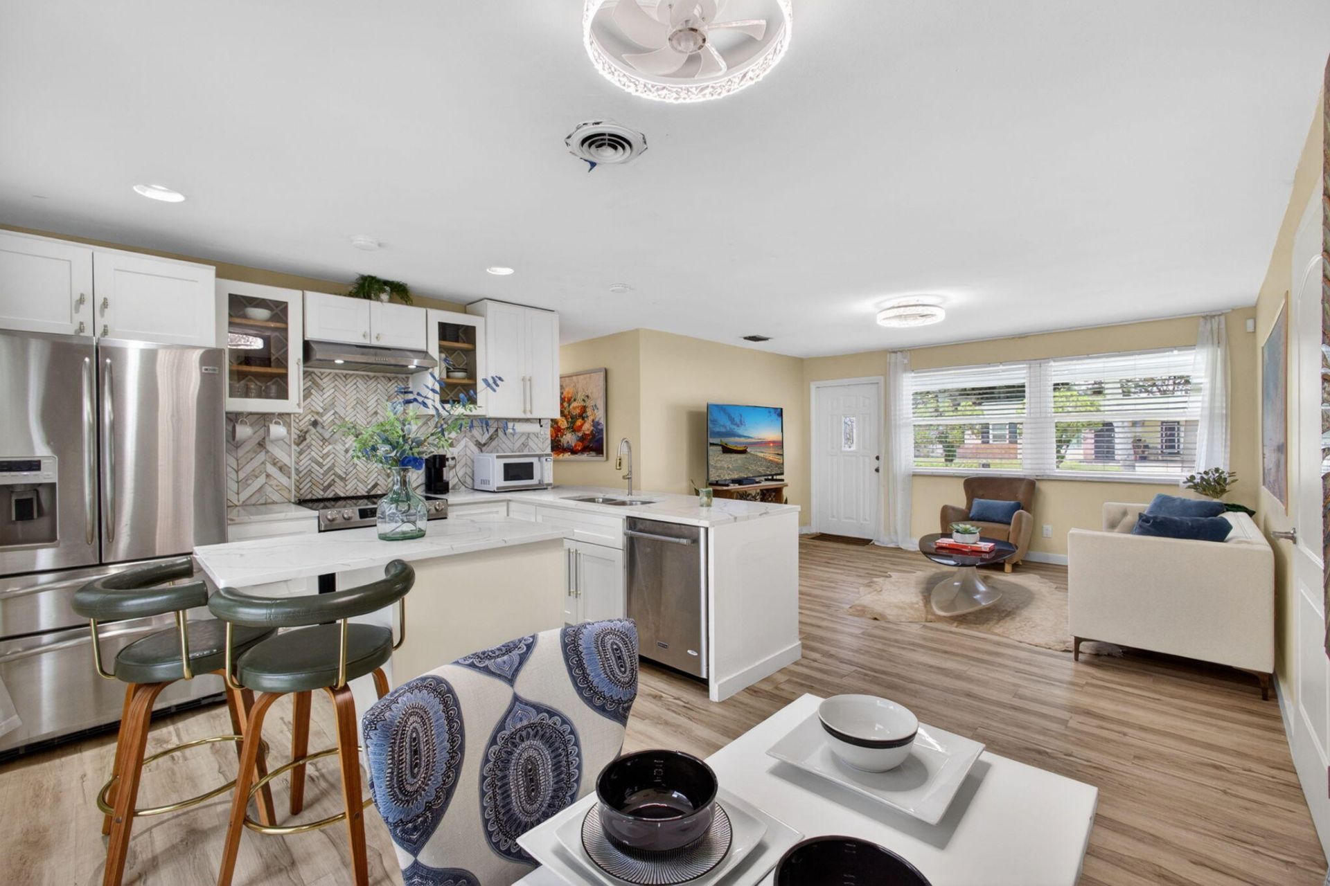 140 W 31st Court, Riviera Beach, FL 33404 Photo
