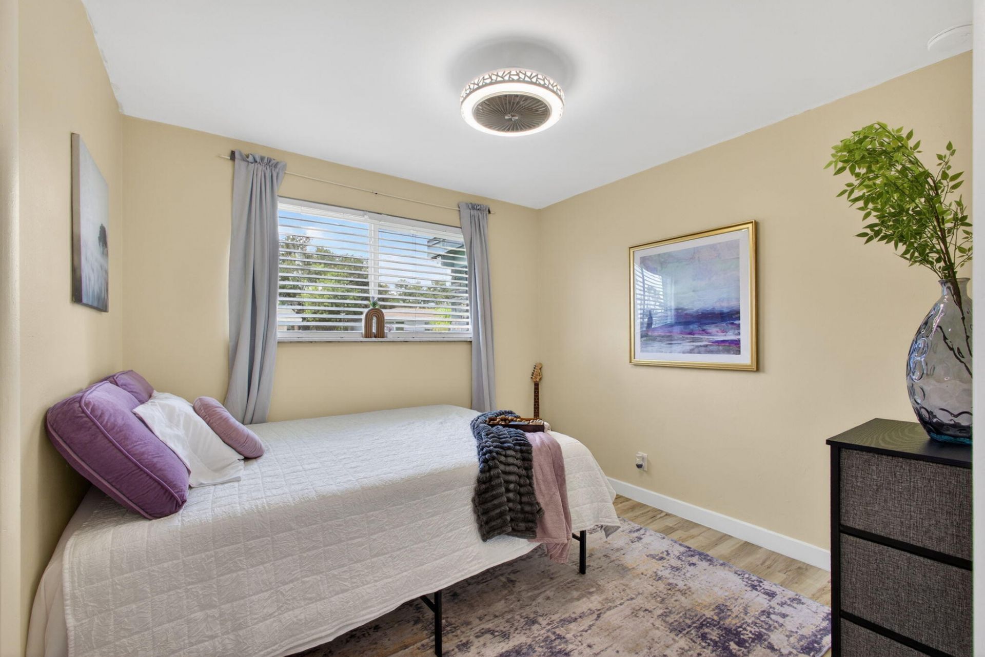 140 W 31st Court, Riviera Beach, FL 33404 Photo