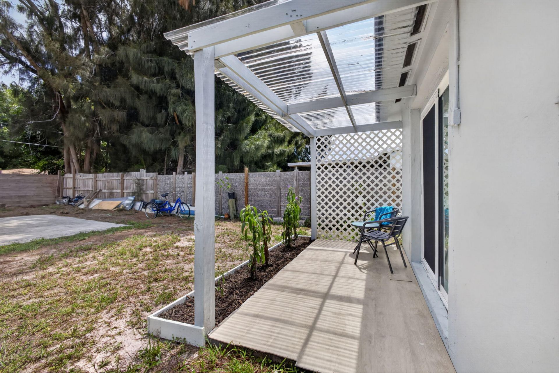 140 W 31st Court, Riviera Beach, FL 33404 Photo