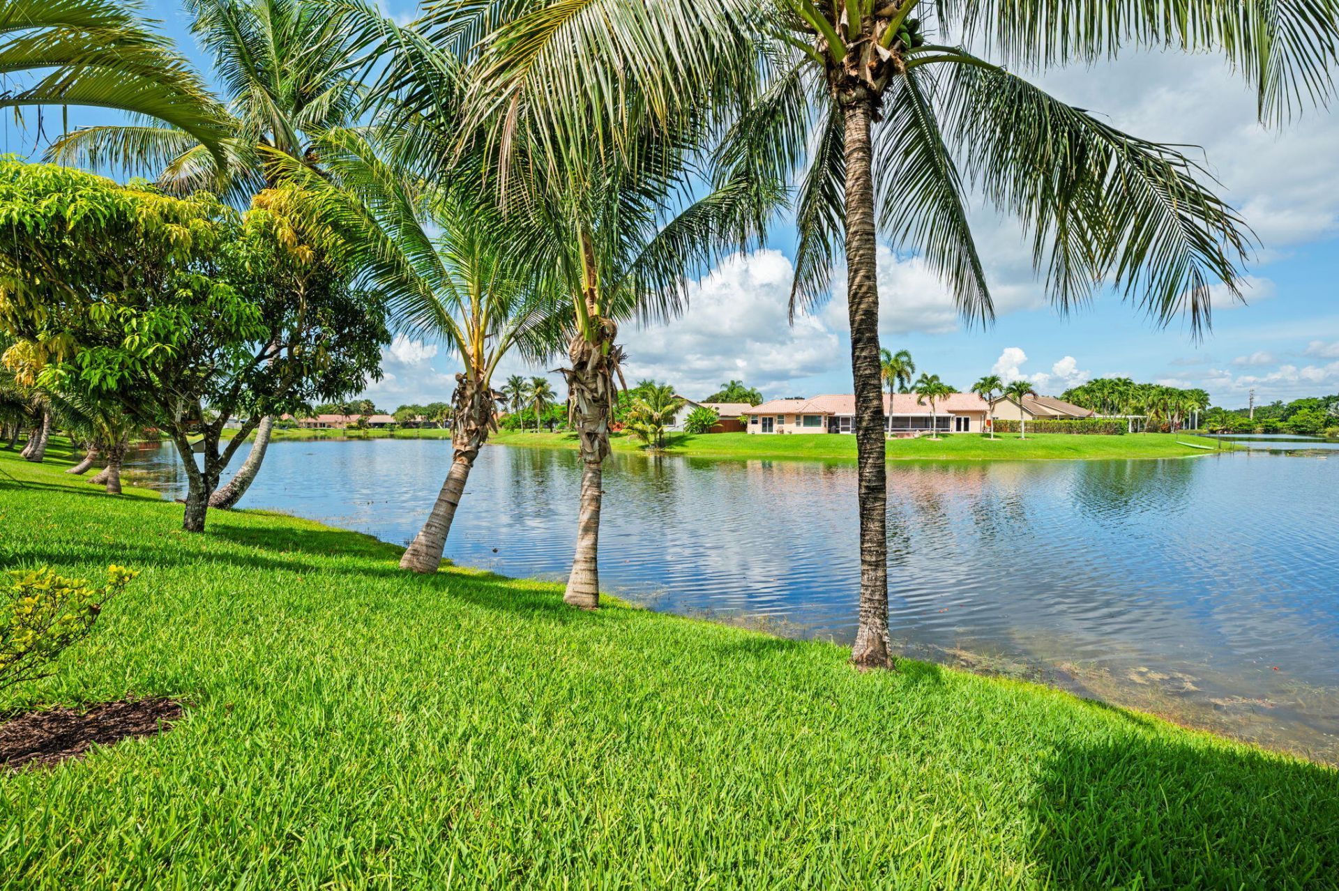 5531 Hawkes Bluff Avenue, Davie, FL 33331 Photo