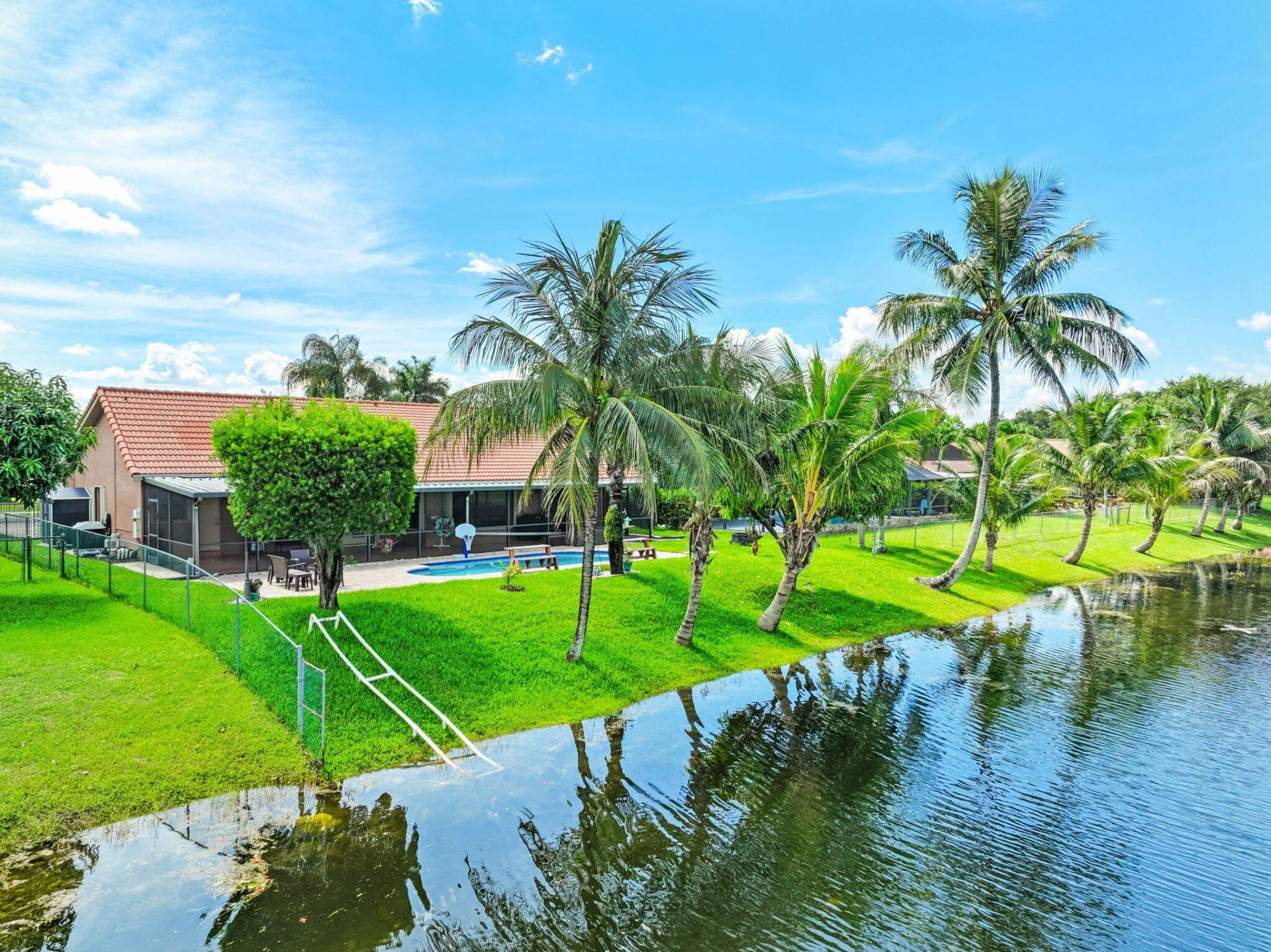 5531 Hawkes Bluff Avenue, Davie, FL 33331 Photo