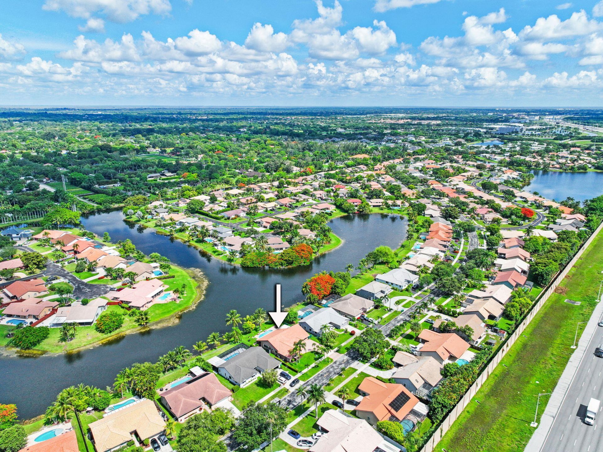 5531 Hawkes Bluff Avenue, Davie, FL 33331 Photo