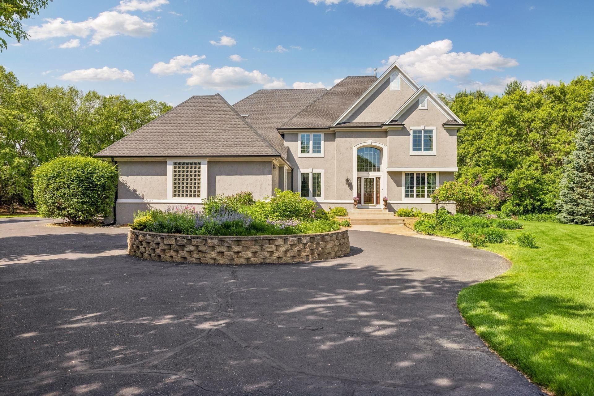 23 Scotch Pine Circle, North Oaks, MN 55127
