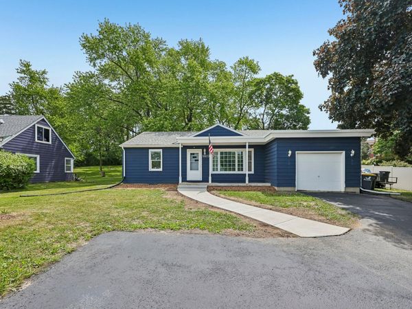 1817 E Main St, Waukesha, WI 53186