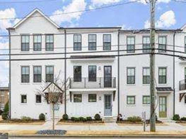 146 CHESTNUT Circle, Atlanta, GA 30342