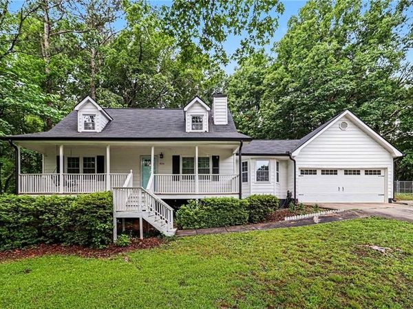 806 Valley Run Drive, Bremen, GA 30110