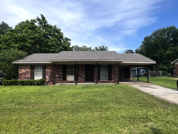 605 Trout St., Tupelo, MS 38801