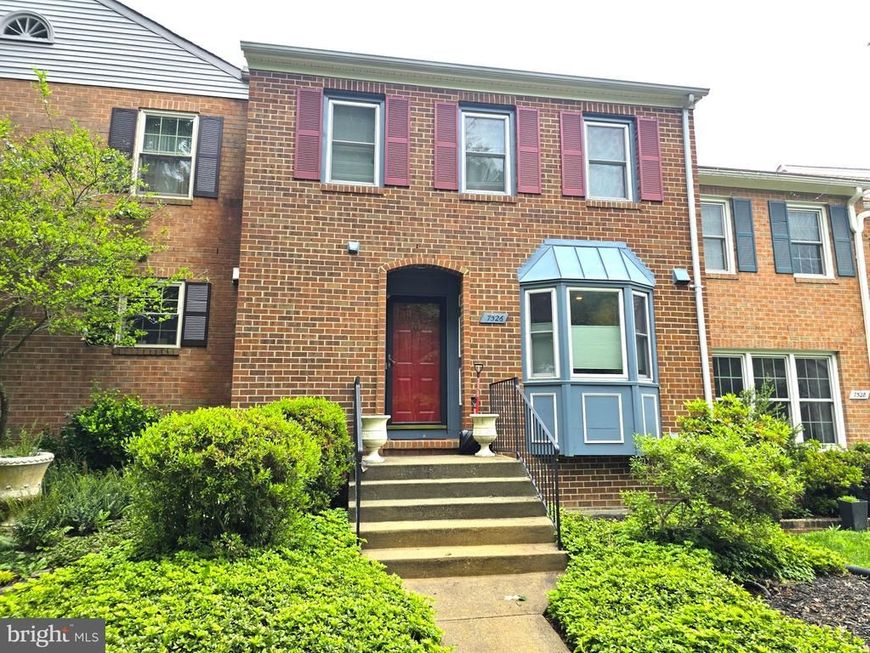 7526 Heatherton , Potomac, MD 20854 Main Photo
