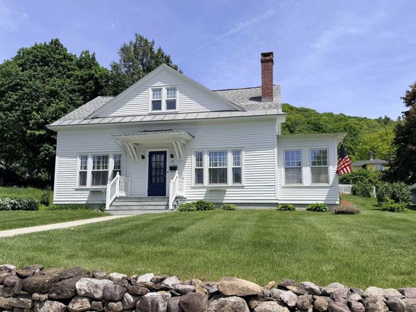 12 Mountain Street, Bristol, VT 05443