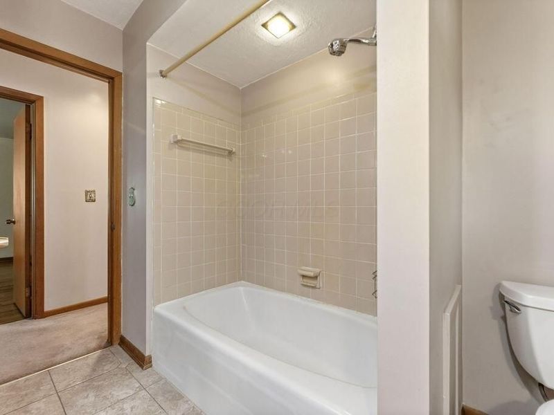 1361 Deerlick Drive, Columbus, OH 43228 Photo 53