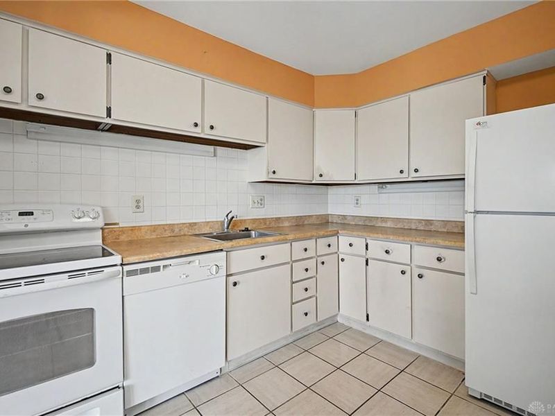 2230 S Patterson Boulevard, Unit 112, Kettering, OH 45409 Photo 14