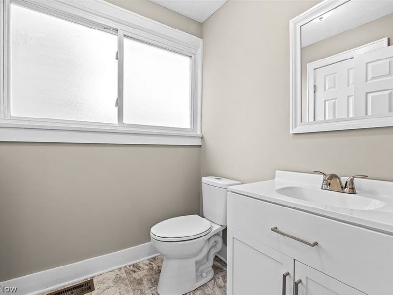 1421 Elder Avenue, Akron, OH 44301 Photo 16