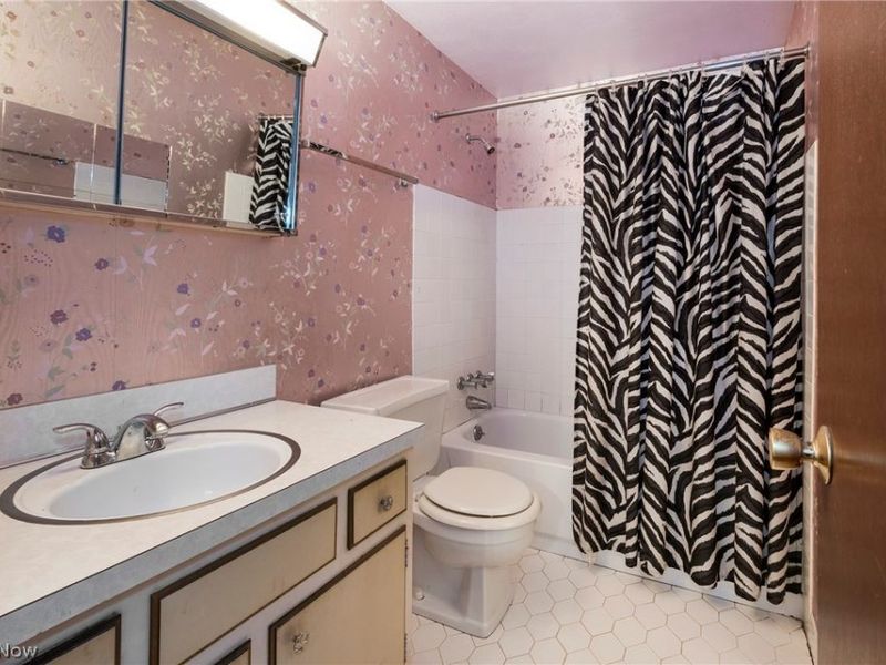 6484 State Road, Parma, OH 44134 Photo 22