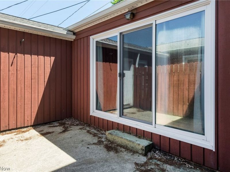 6484 State Road, Parma, OH 44134 Photo 6