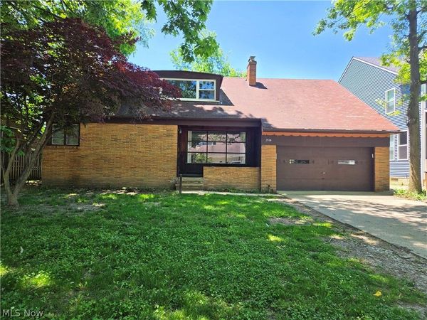 2536 Claver Road , University Heights, OH 44118