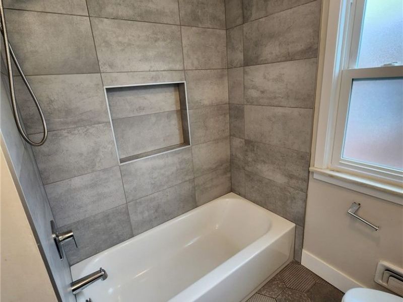 2536 Claver Road, University Heights, OH 44118 Photo 13