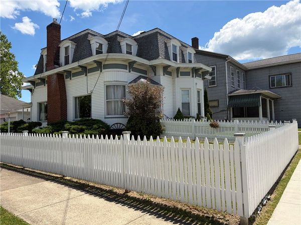 70 Lake Street , Stoneboro, PA 16153