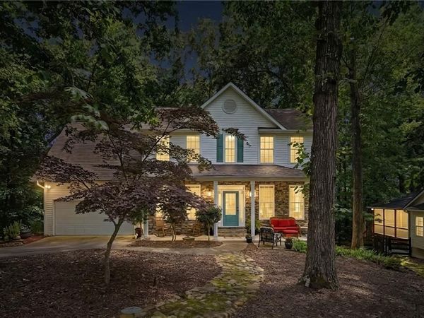 4050 Shelby Lane , Cumming, GA 30041