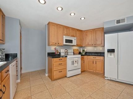 3092 Swallows Nest Dr, Sacramento, CA 95833 Photo